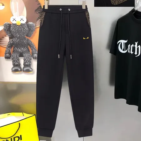 フェンディ カジュアルパンツ