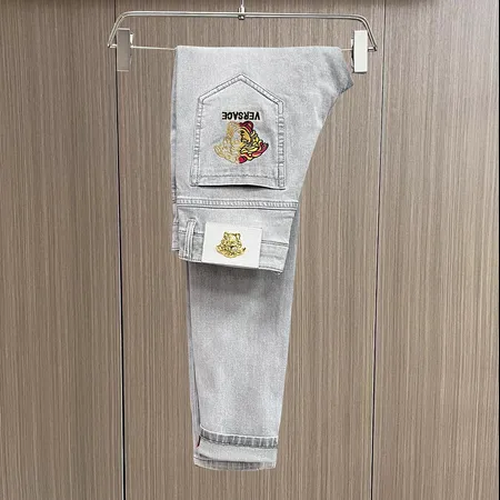 ヴェルサーチ ジーンズ