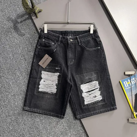 バレンシアガ ショートパンツ