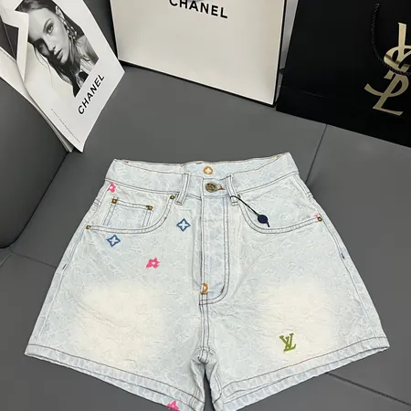 ルイヴィトン ショートパンツ