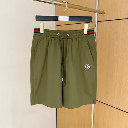 ルイヴィトン ショートパンツ