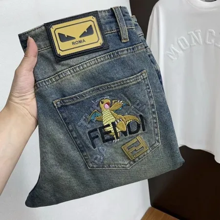 フェンディ ジーンズ