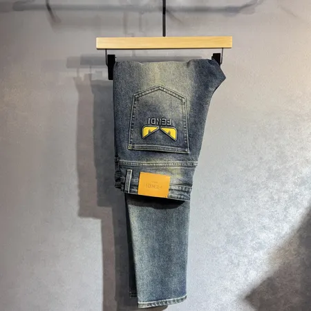 フェンディ ジーンズ