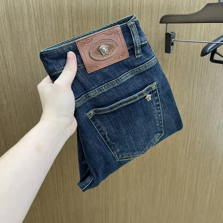 ヴェルサーチ ジーンズ