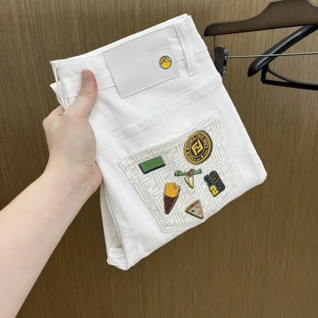 フェンディ ジーンズ