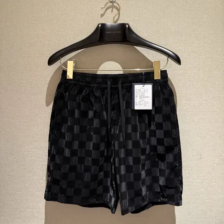 ルイヴィトン ショートパンツ
