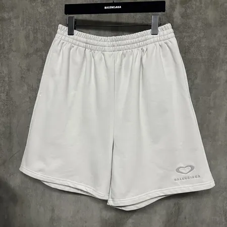 バレンシアガ ショートパンツ