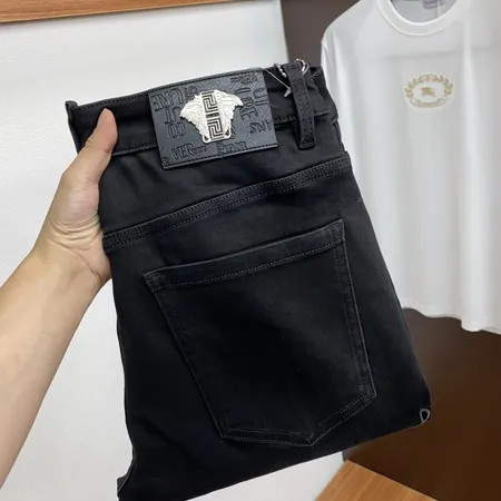 ヴェルサーチ ジーンズ