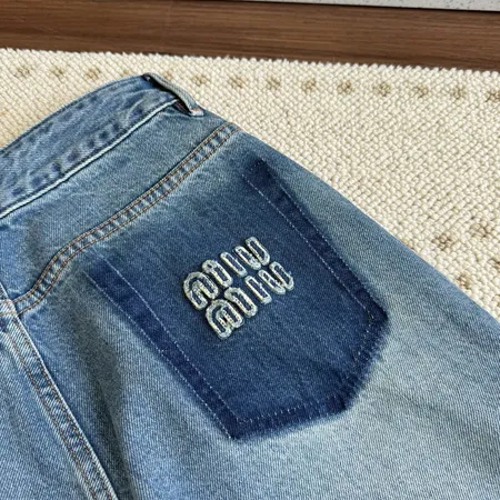 ミュウミュウ ジーンズ