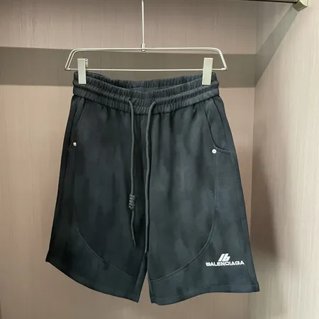 バレンシアガ ショートパンツ