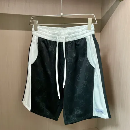 ロエベ ショートパンツ