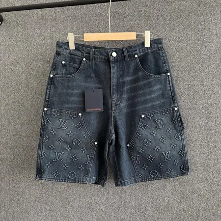 ルイヴィトン ショートパンツ