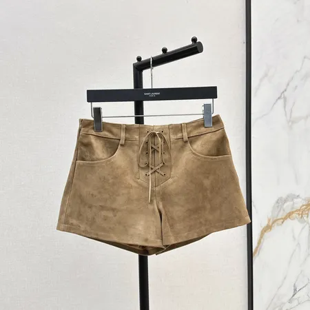 イブサンローラン ショートパンツ