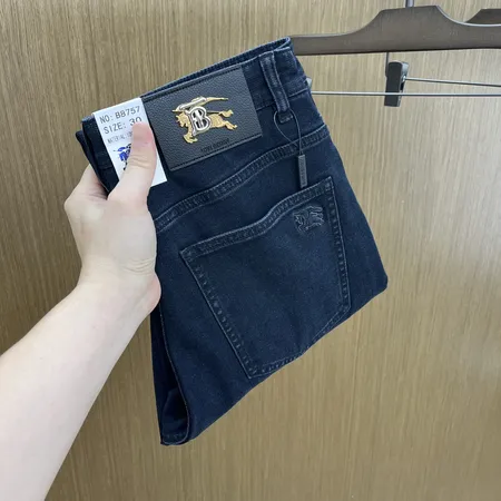 バーバリー ス カジュアルパンツ