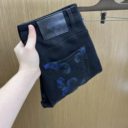 ヴェルサーチ ジーンズ