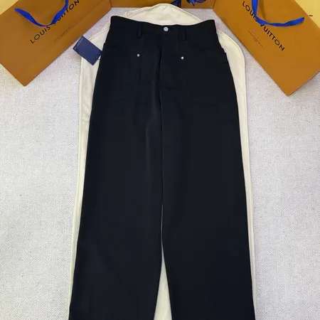 ルイヴィトン カジュアルパンツ