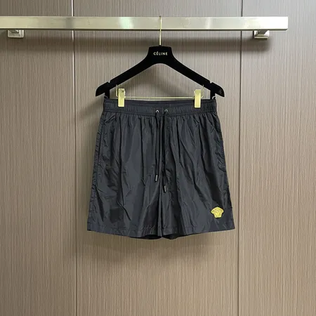 ヴェルサーチ ショートパンツ