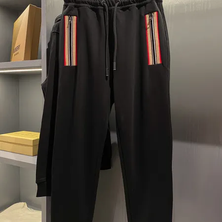 ジバンシィ トレーニングパンツ