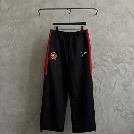 ロエベ トレーニングパンツ