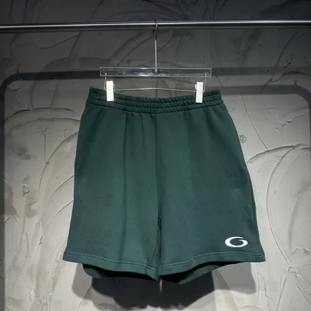 バレンシアガ ショートパンツ