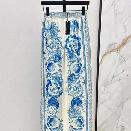 ヴェルサーチ カジュアルパンツ