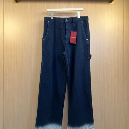 グッチ ジーンズ