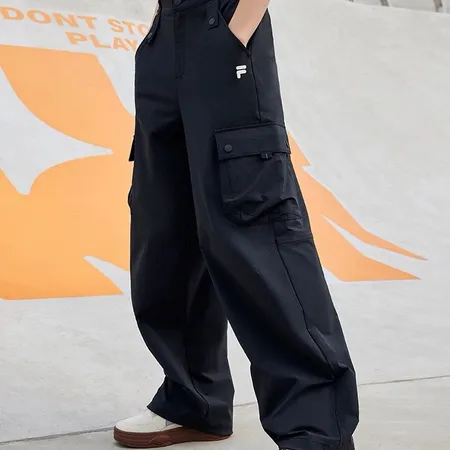 フィラ カジュアルパンツ