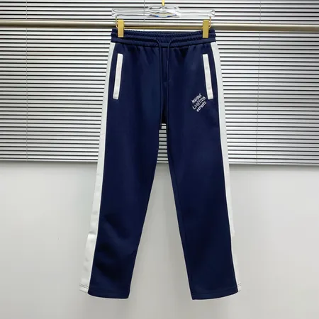 ルイヴィトン カジュアルパンツ