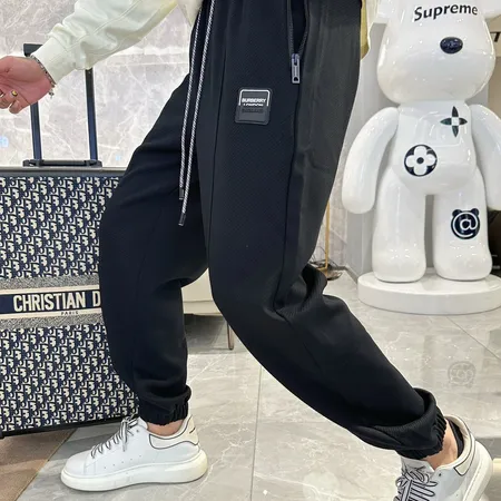 バーバリー ス カジュアルパンツ