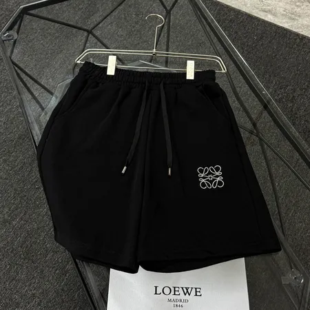 ロエベ ショートパンツ