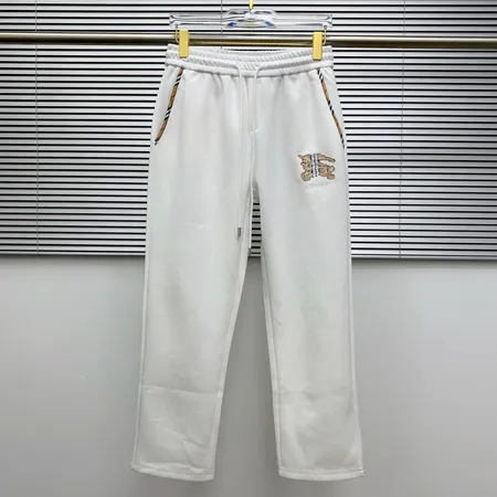 バーバリー ス カジュアルパンツ