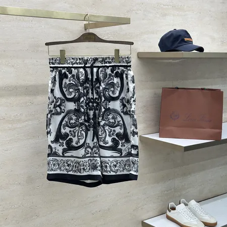 ドルチェ＆ガッバーナ ショートパンツ