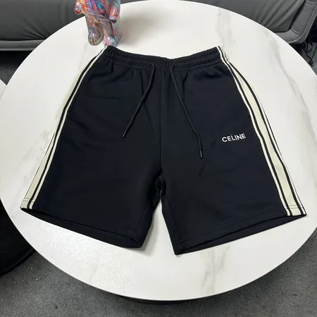 セリーヌ ショートパンツ