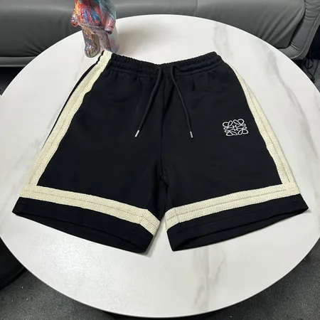 ロエベ ショートパンツ