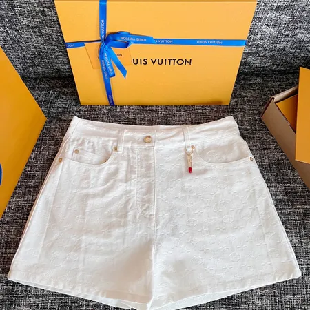 ルイヴィトン ショートパンツ