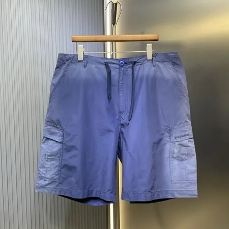 バレンシアガ ショートパンツ