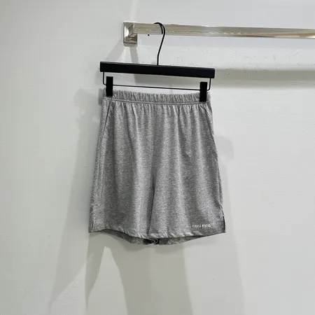 ステューシー ショートパンツ