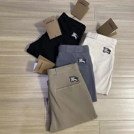 バーバリー ス カジュアルパンツ