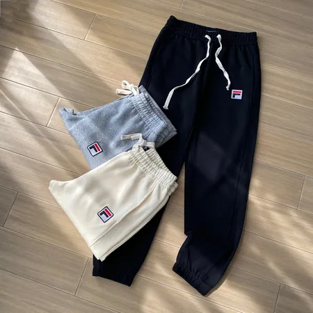 フィラ カジュアルパンツ