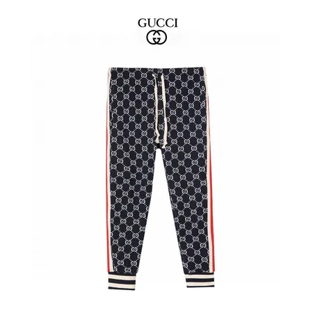 グッチ カジュアルパンツ