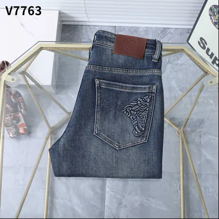 ヴェルサーチ ジーンズ