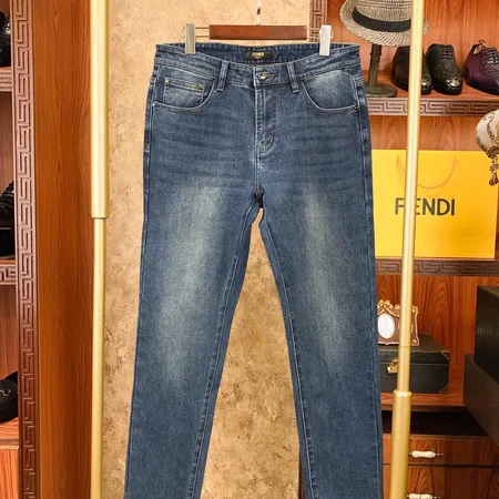 フェンディ ジーンズ