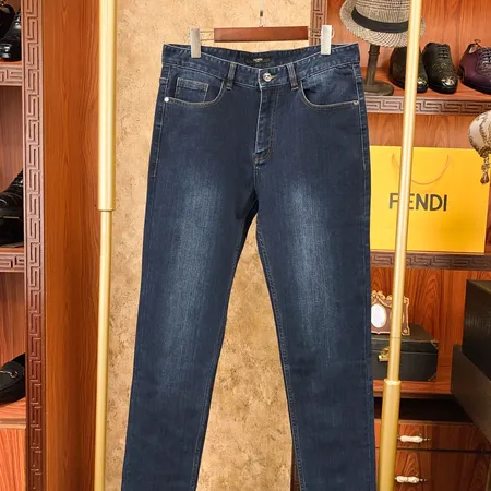 フェンディ ジーンズ