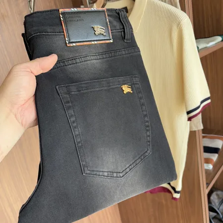 バーバリー ス ジーンズ