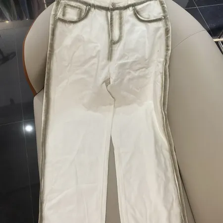 バレンシアガ ジーンズ