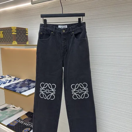 ロエベ カジュアルパンツ