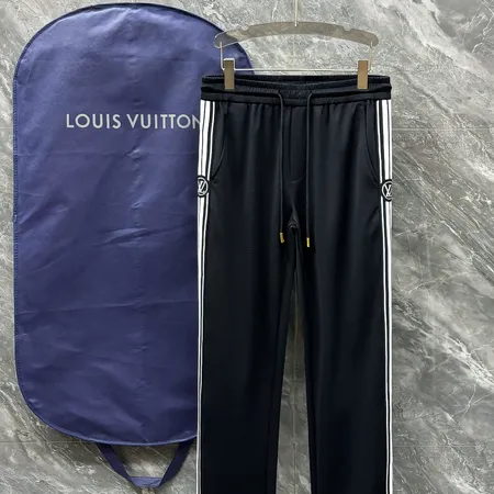 ルイヴィトン カジュアルパンツ