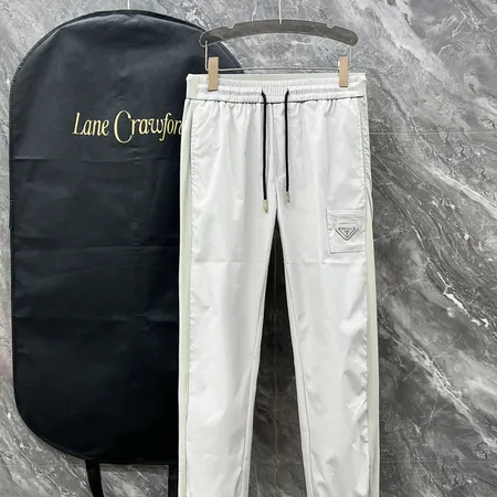 プラダ カジュアルパンツ