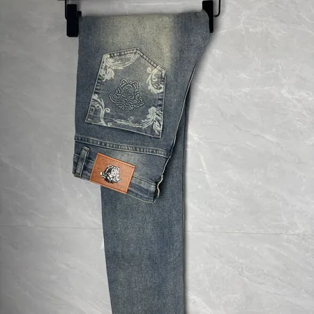 ヴェルサーチ ジーンズ