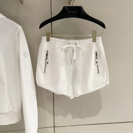 ルイヴィトン ショートパンツ